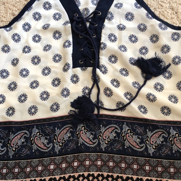 Papaya Blue and Pink top size medium - Picture 2 of 4